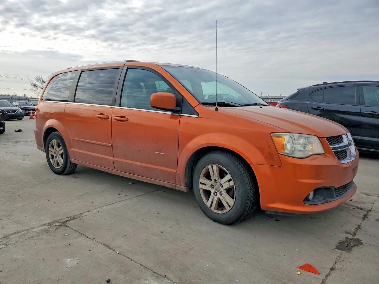 2011 Dodge Grand Caravan Crew