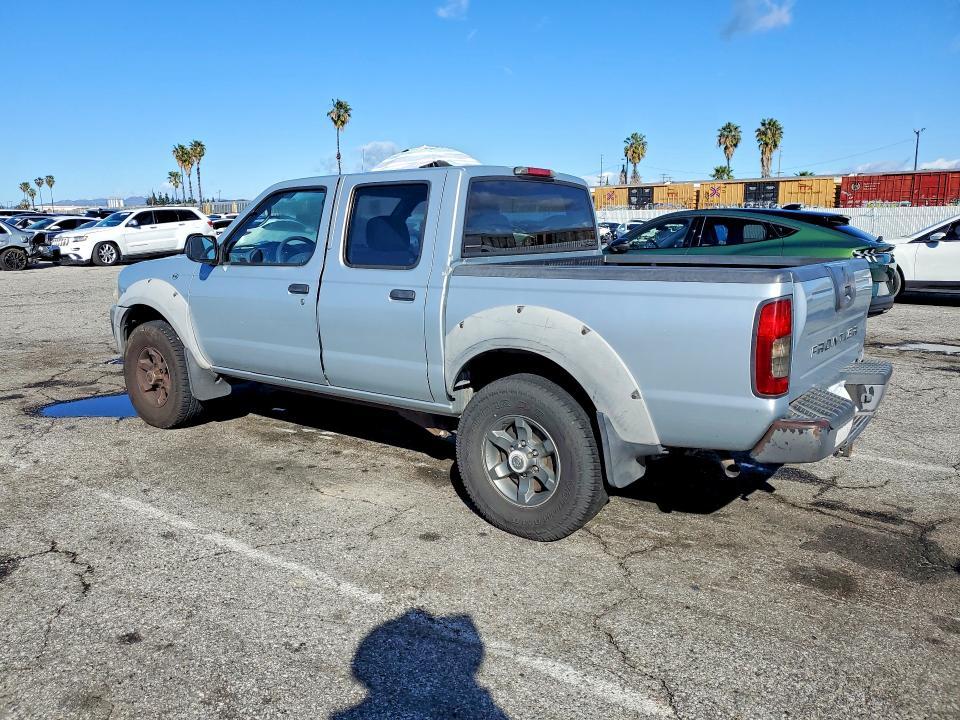 2002 Niss Frontier Crew Cab XE
