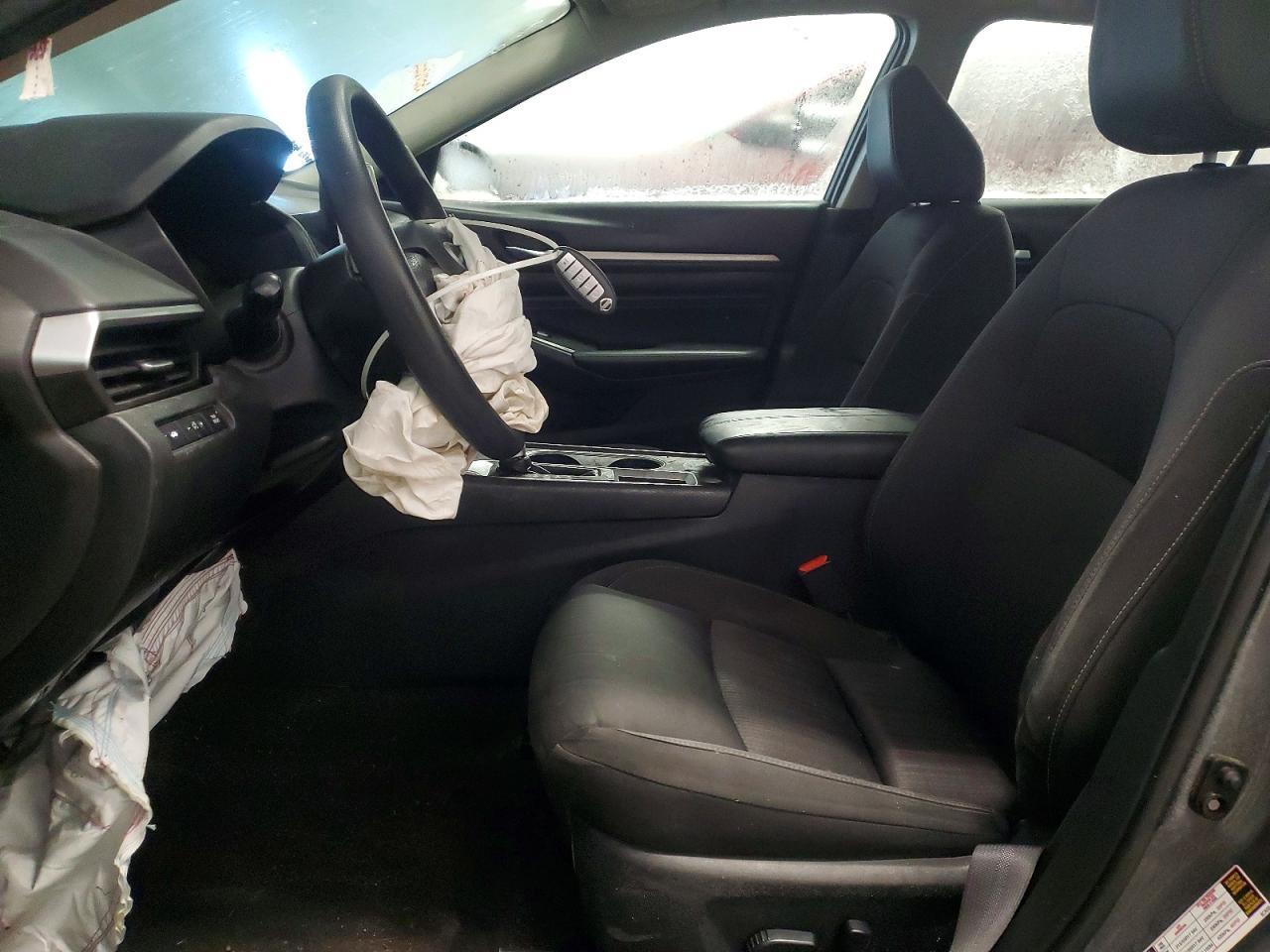 2021 Niss Altima 2.5 sv