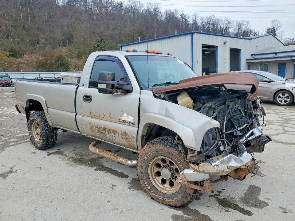 2005 GMC New Sierra K3500