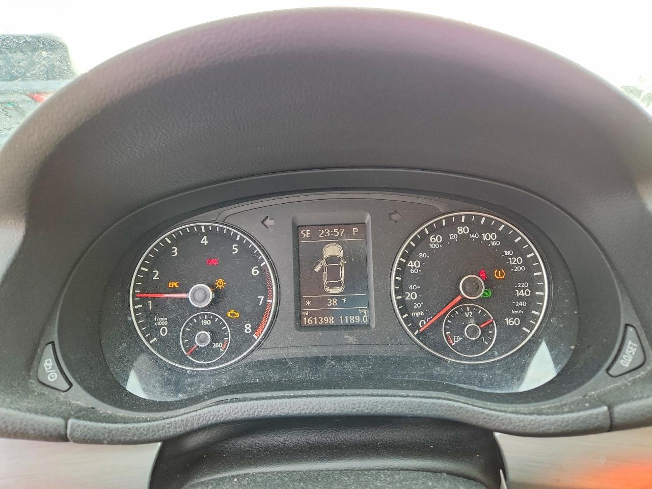 2014 Volkswagen Passat se