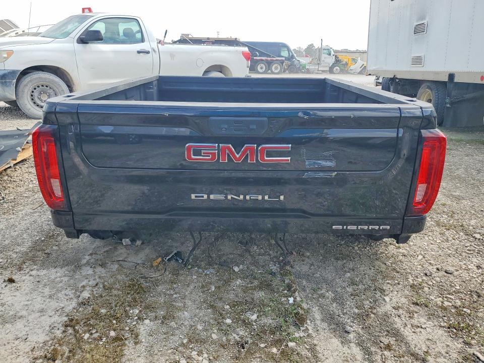 2022 GMC Sierra K2500 Denali