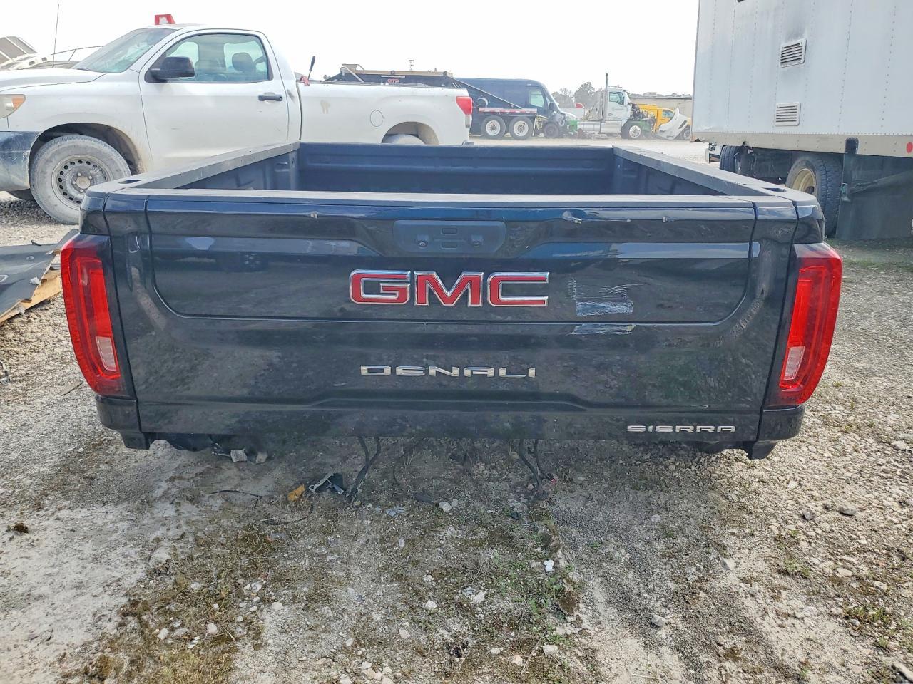 2022 GMC Sierra K2500 Denali