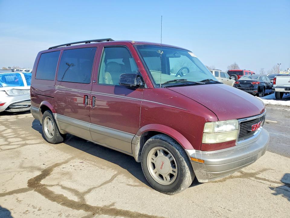 2003 GMC Safari XT