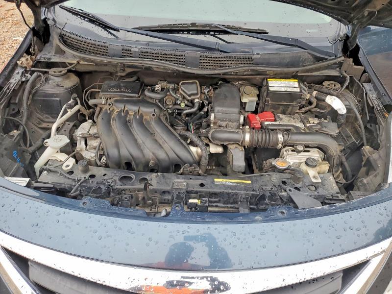 2017 Niss Versa s