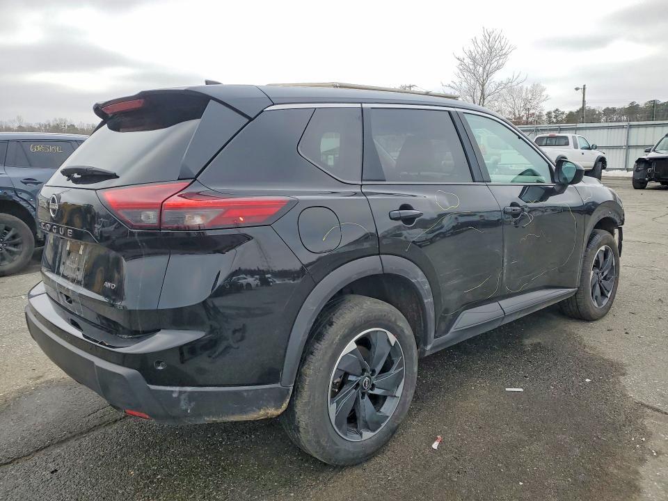 2025 Nissan Rogue sv