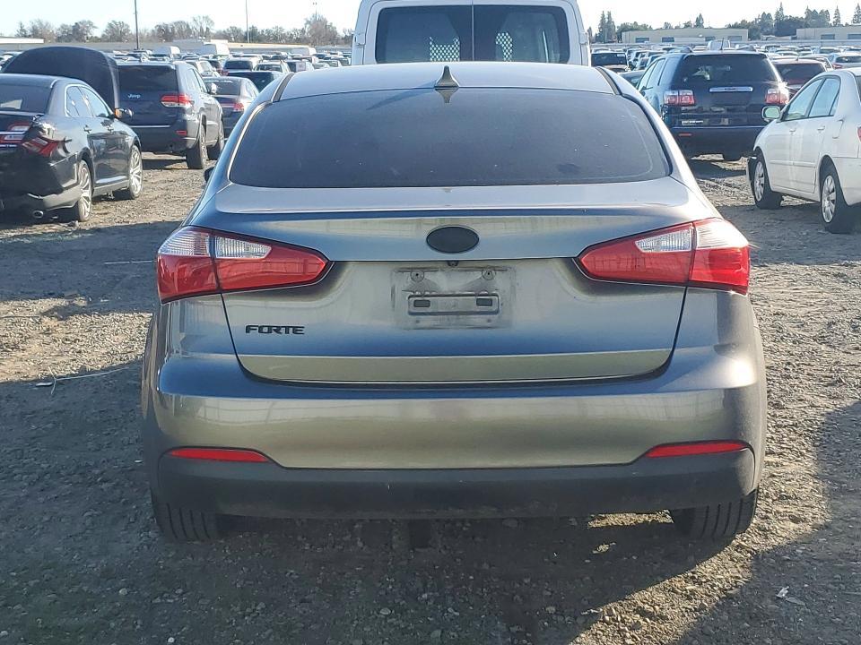 2016 KIA Forte lx