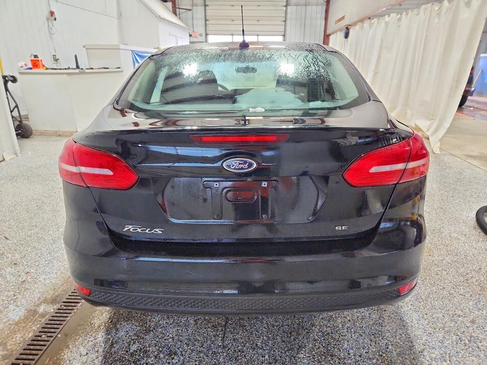 2017 Ford Focus se