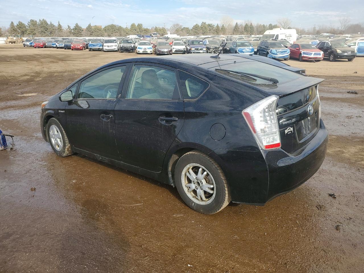 2010 Toyota Prius iii