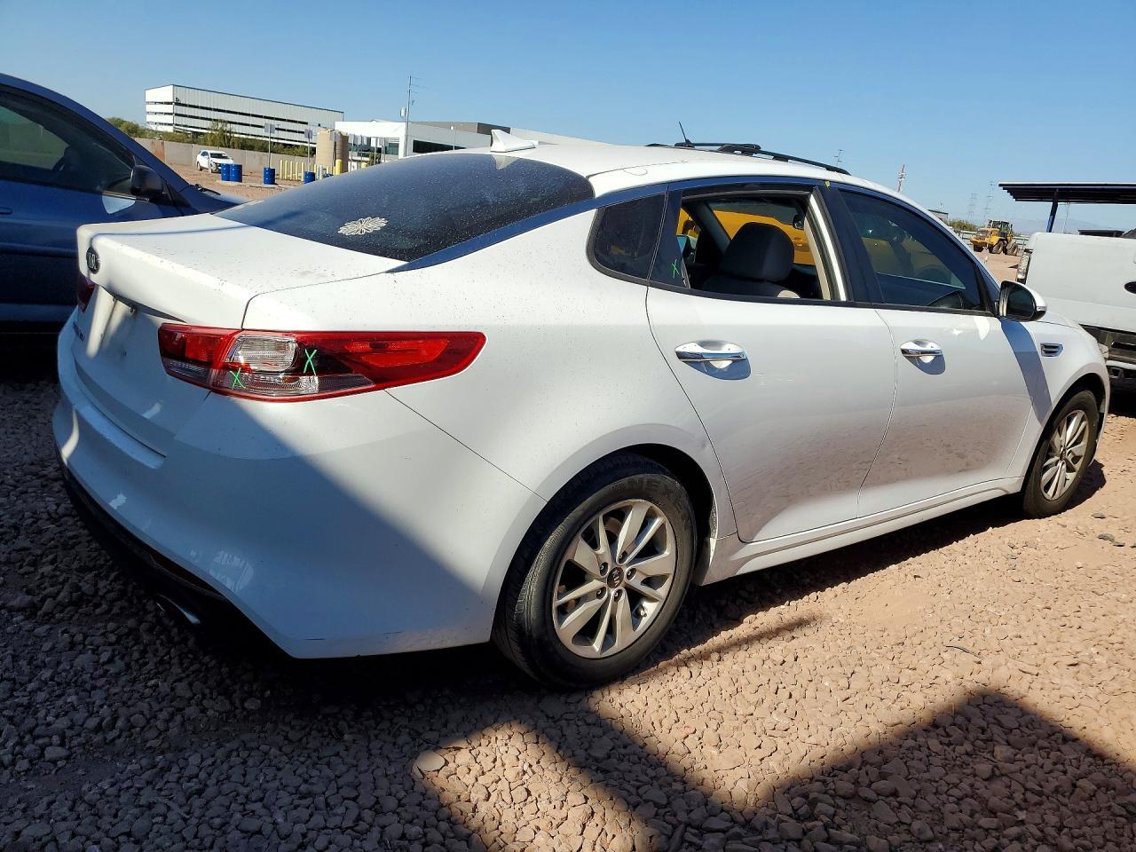 2017 KIA Optima lx