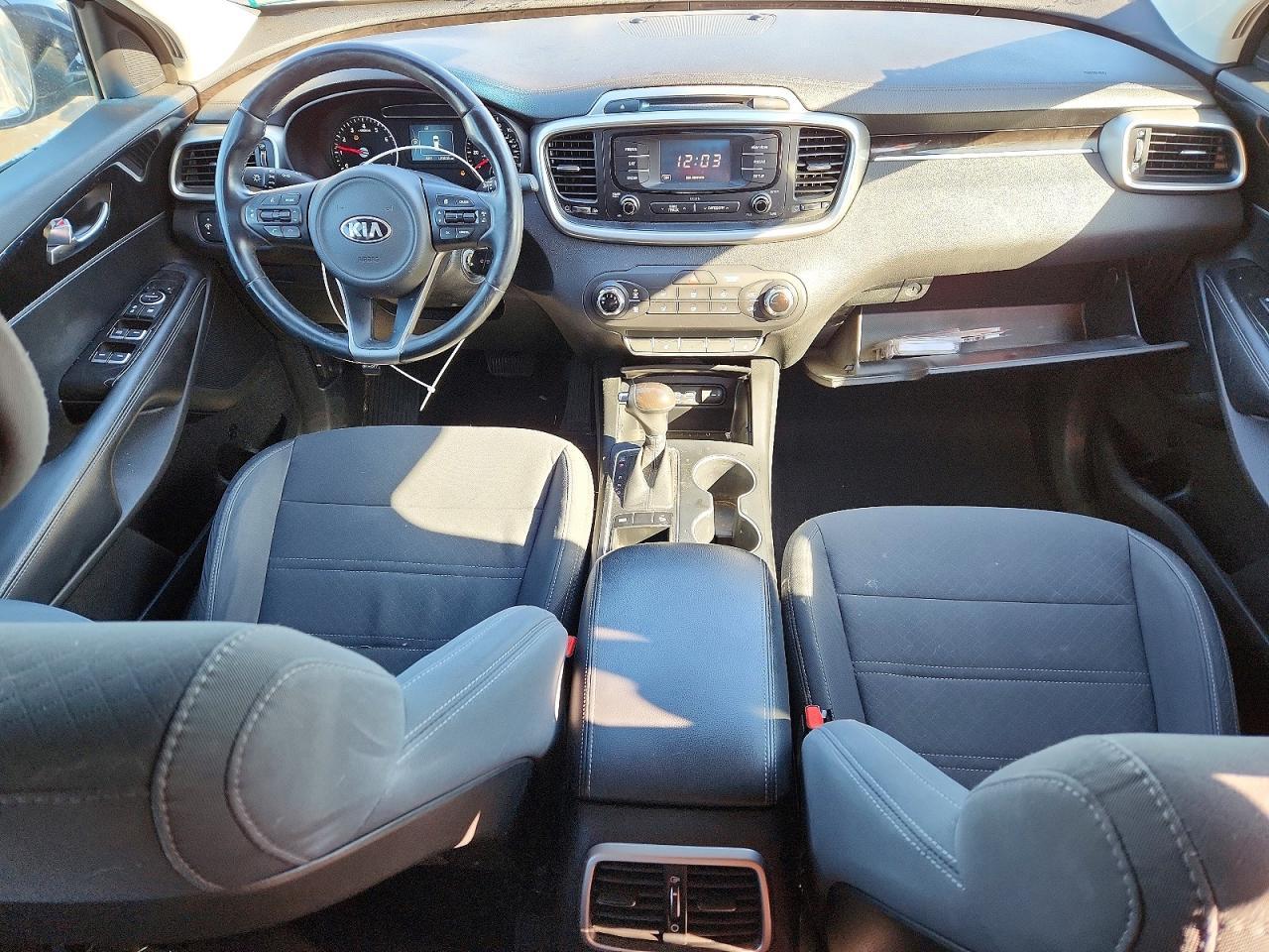 2016 KIA Sorento lx