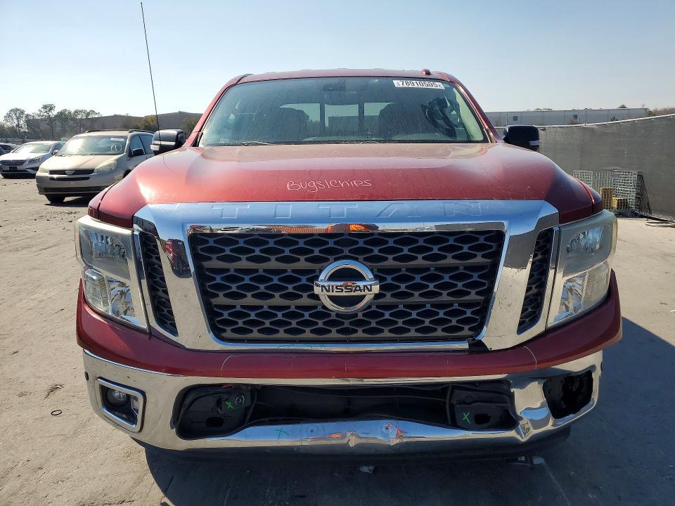 2017 Nissan Titan SV