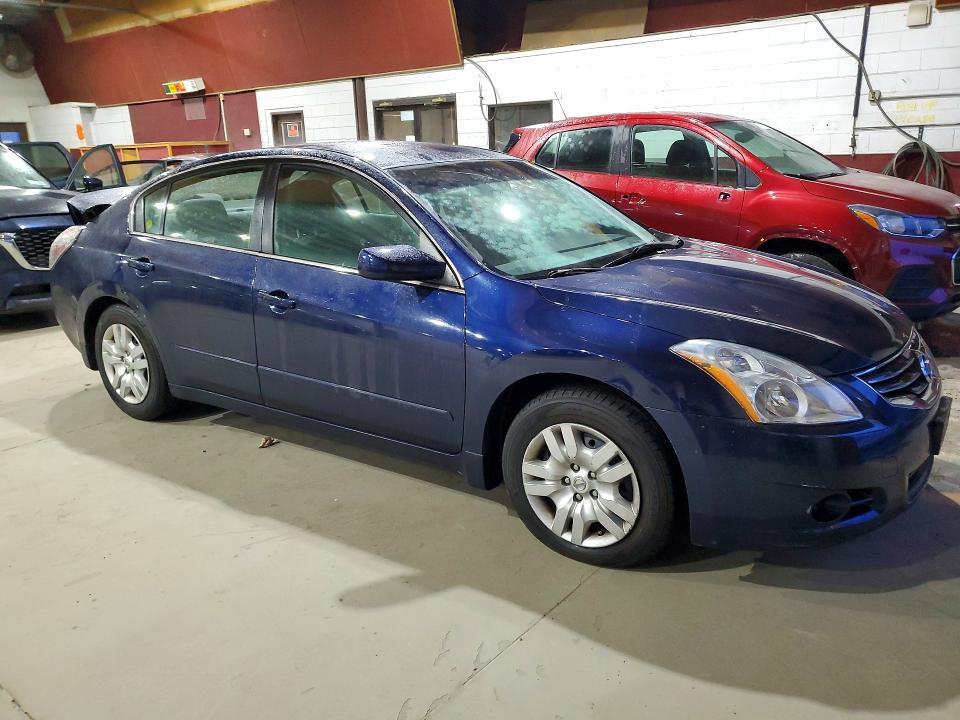 2010 Nissan Altima Base