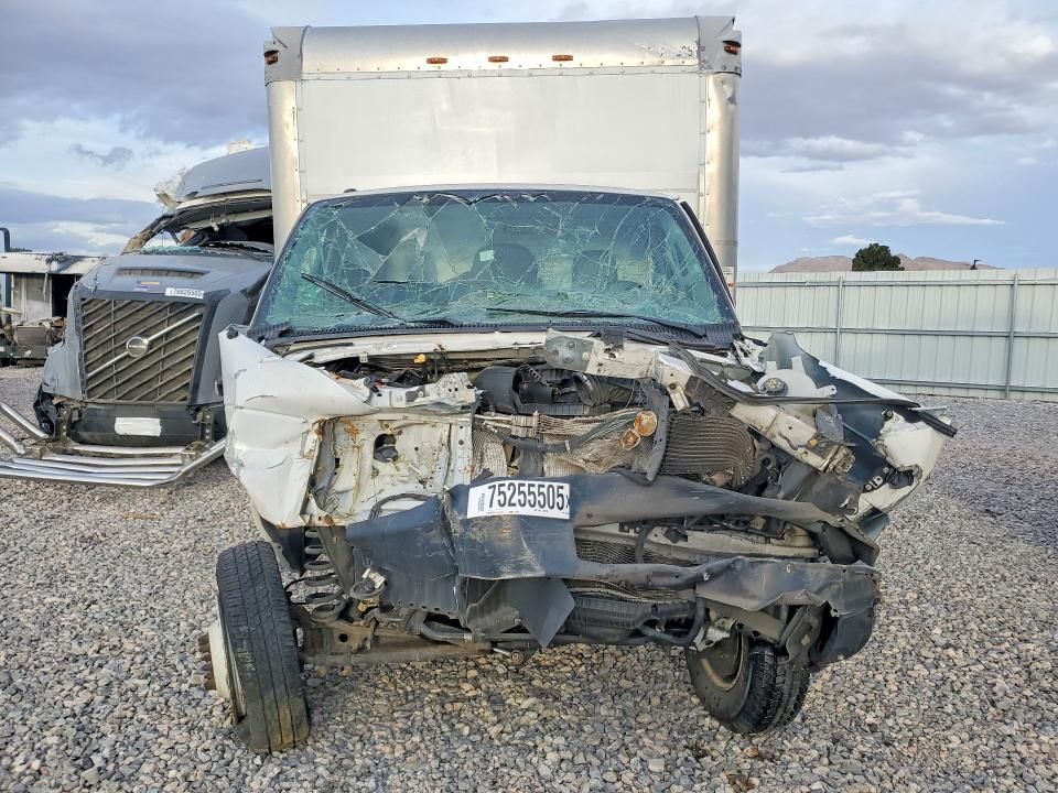 2019 Ford E350 box Truck