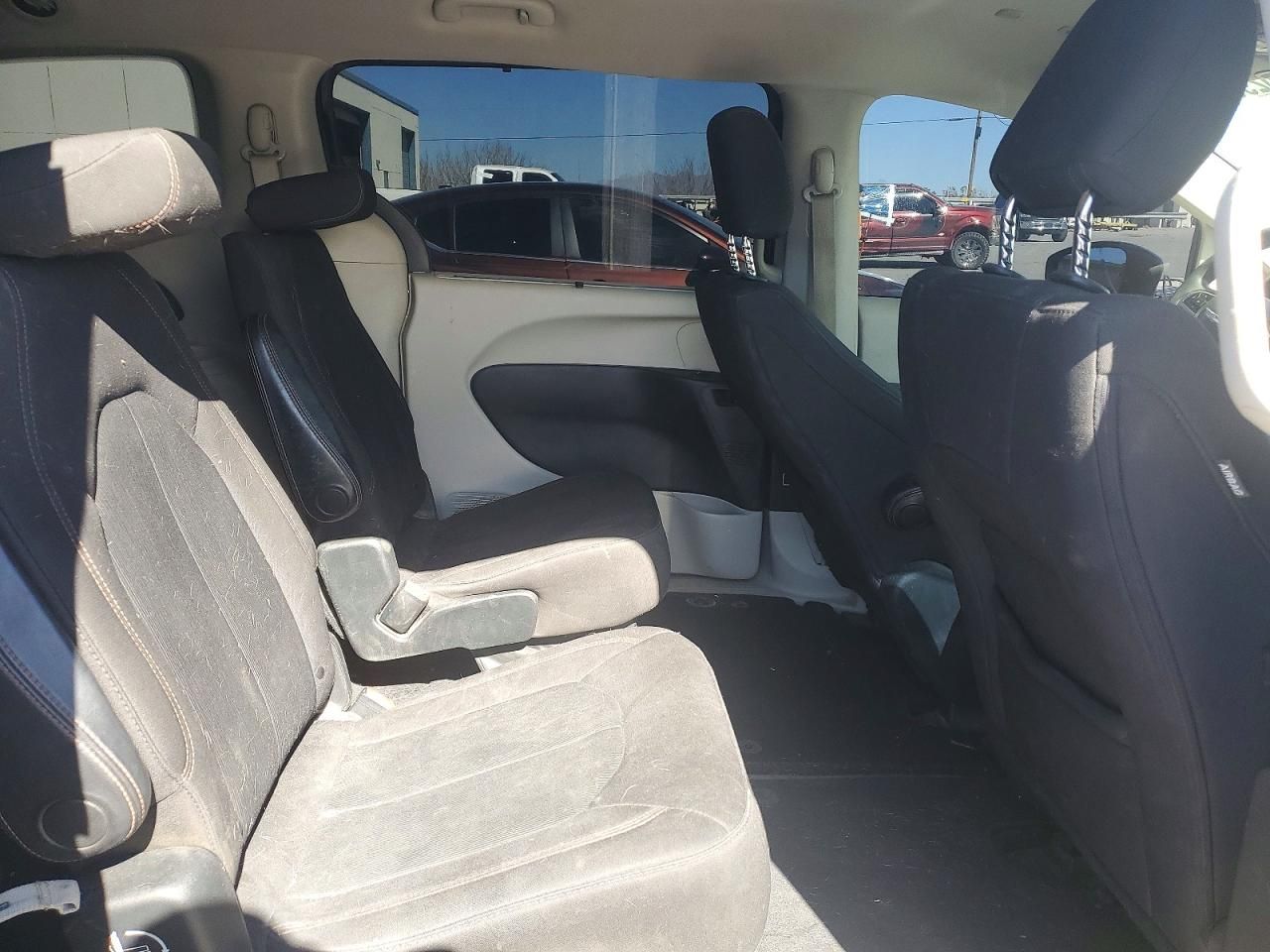 2018 Chrysler Pacifica t