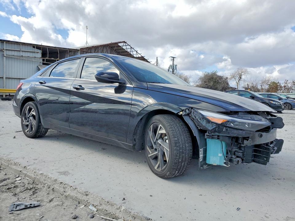 2025 Hyundai Elantra Hybrid