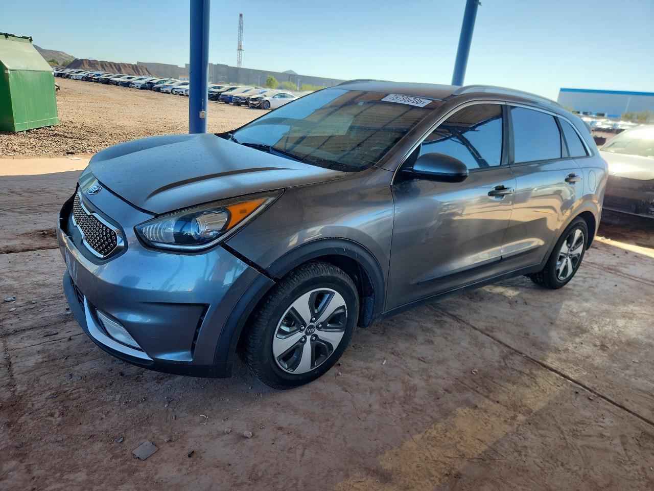 2017 KIA Niro lx