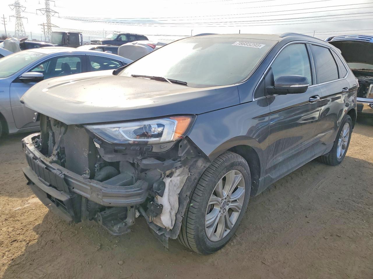 2020 Ford Edge Titanium