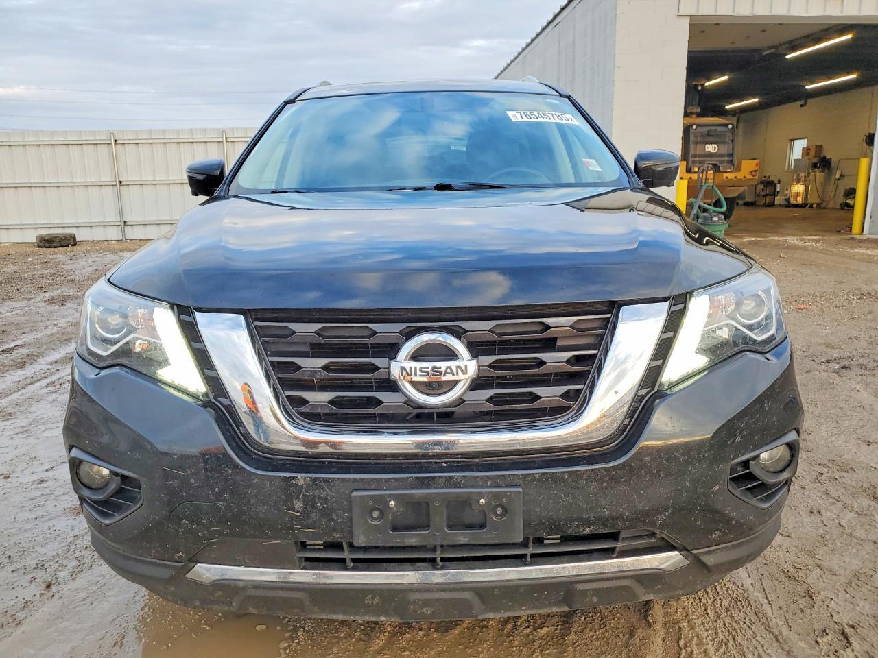 2020 Nissan Pathfinder Platinum