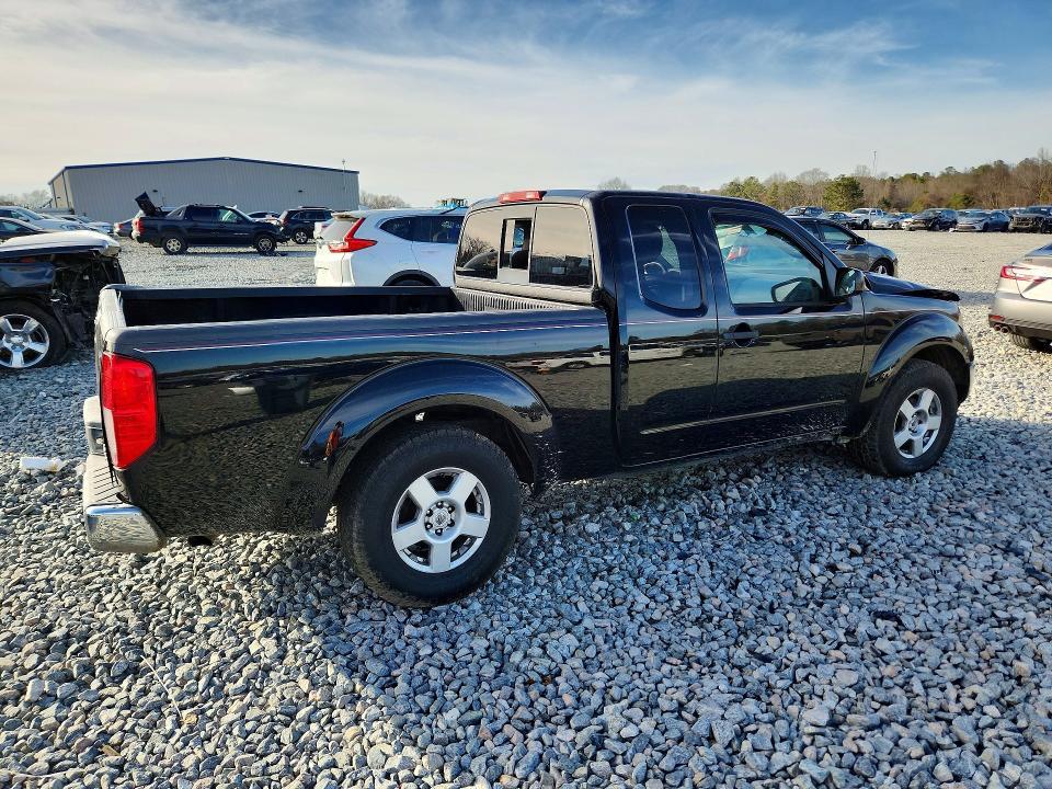 2008 Nissan Frontier King cab le