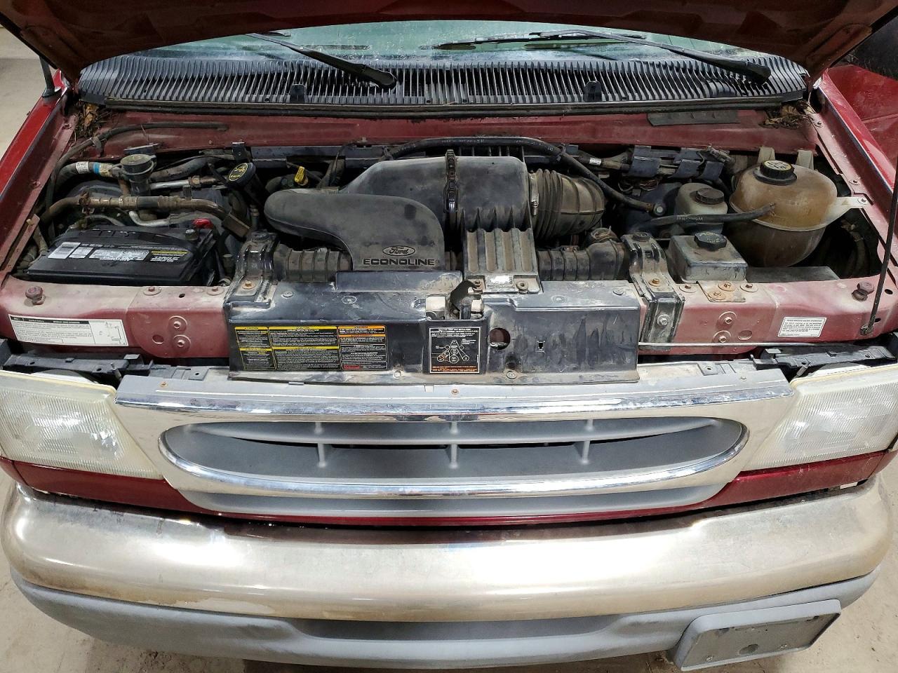 2001 Ford Econoline E350 Super Duty Wagon