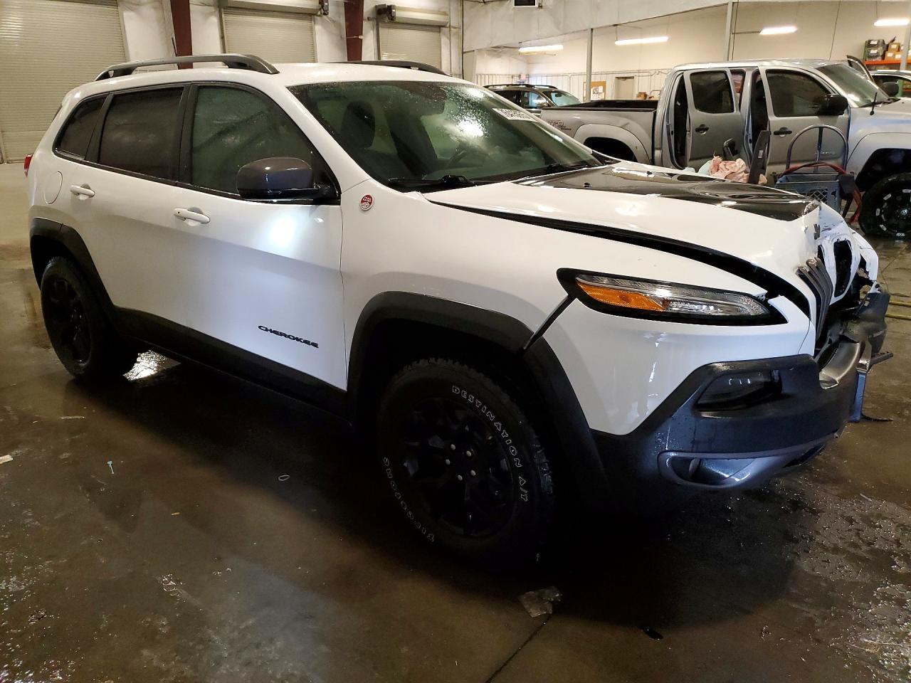 2018 Jeep Cherokee Trailhawk