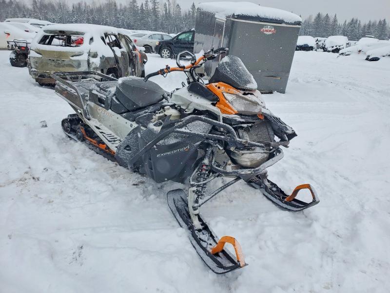 2023 Skidoo 2023 SKI-DOO Expedition SE 850 R