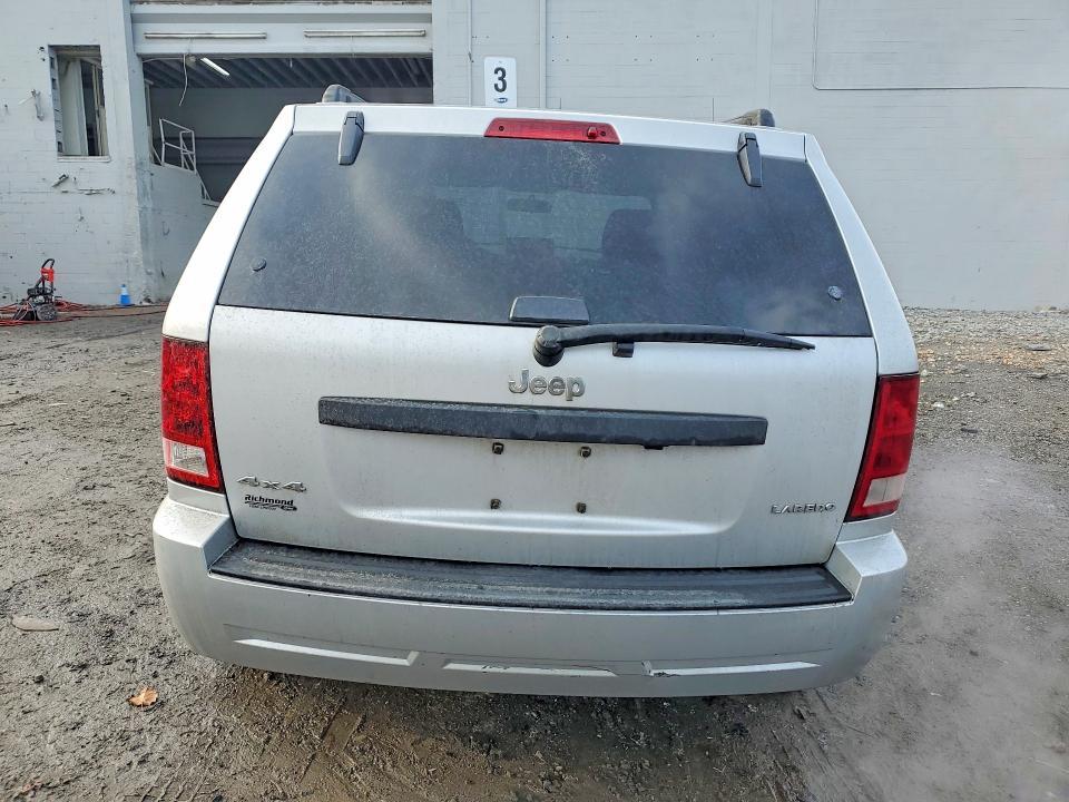 2005 Jeep Grand Cherokee Laredo
