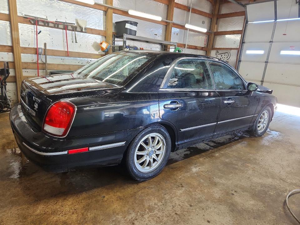 2001 Hyundai Xg300 Base