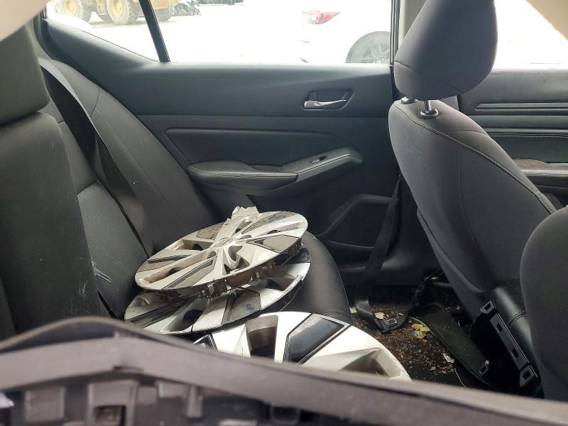 2020 Nissan Altima s