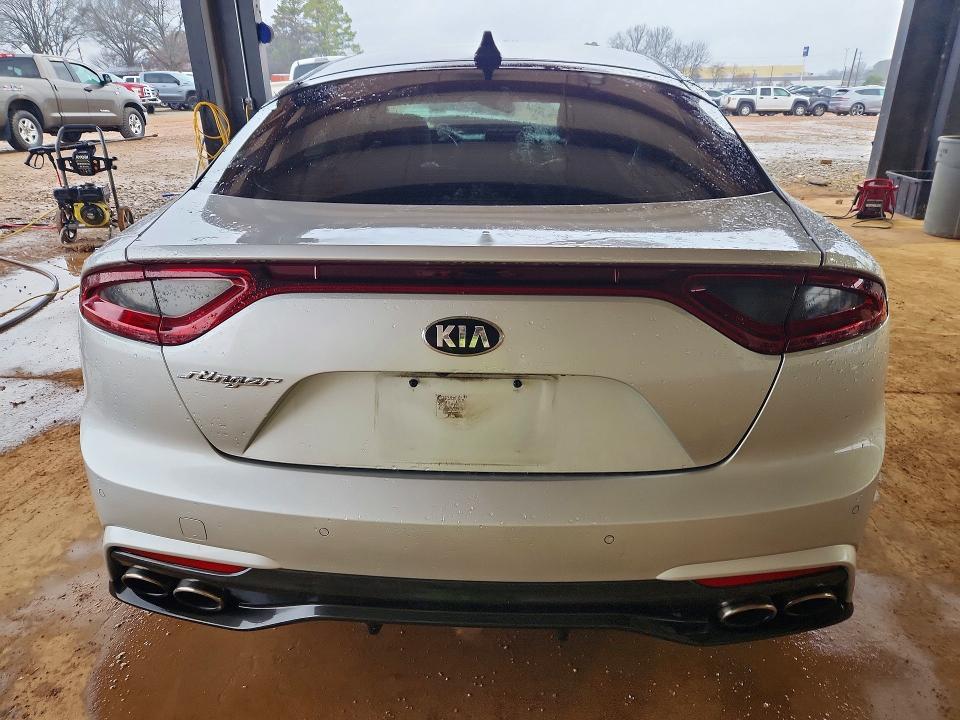 2018 KIA Stinger Premium