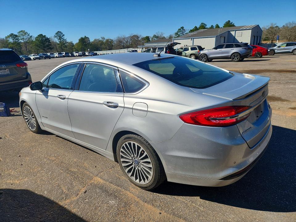 2017 Ford Fusion Titanium hev