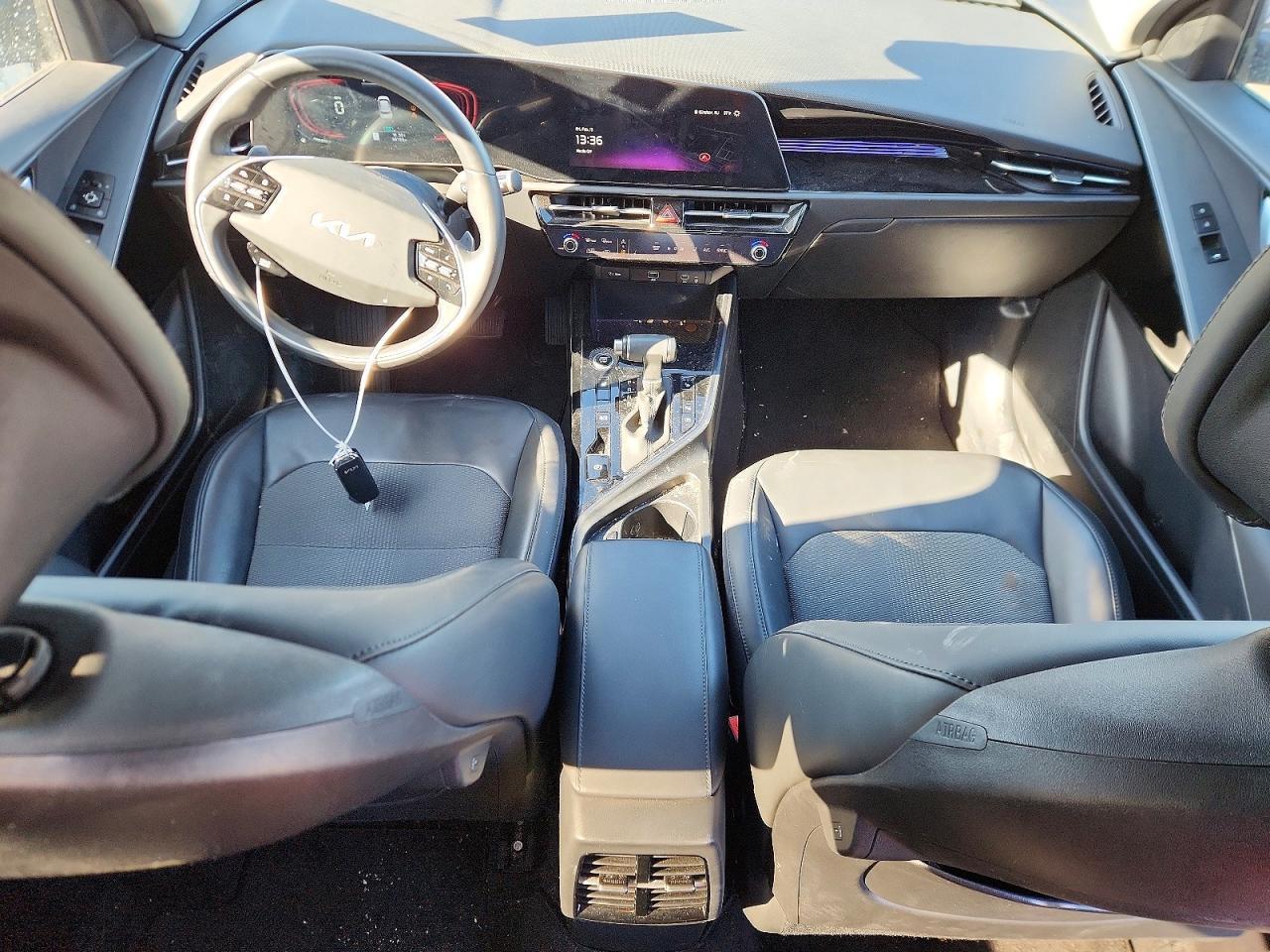 2023 KIA Niro ex