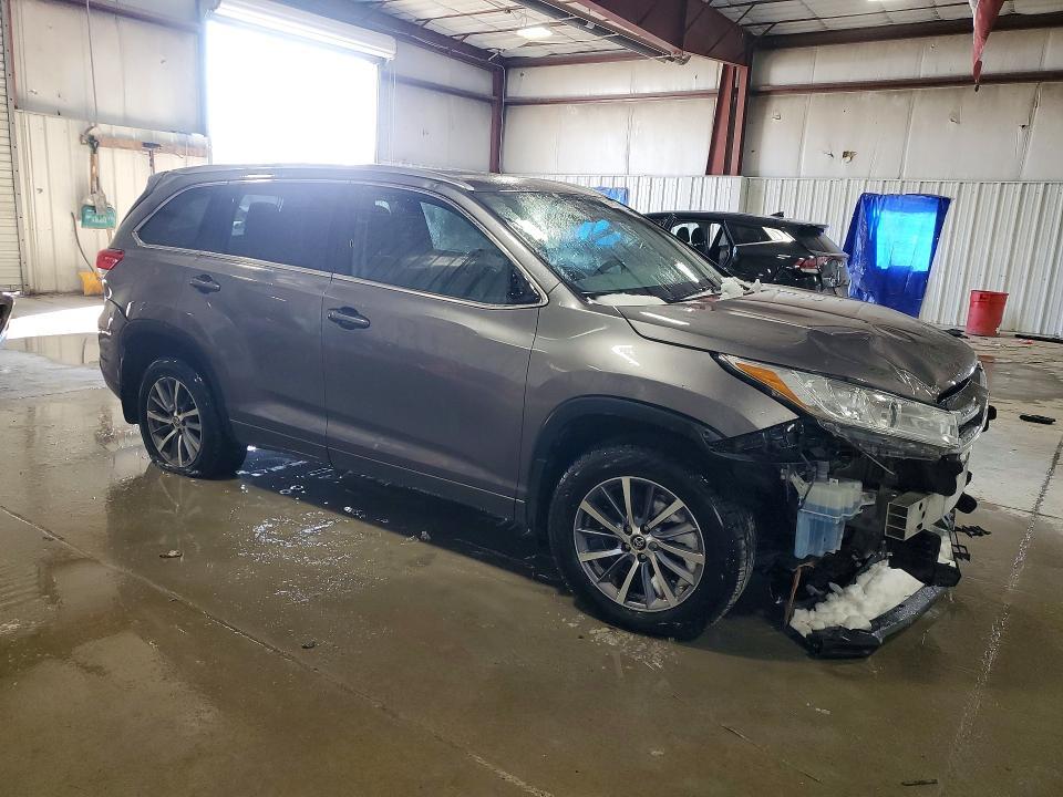 2018 Toyota Highlander xle