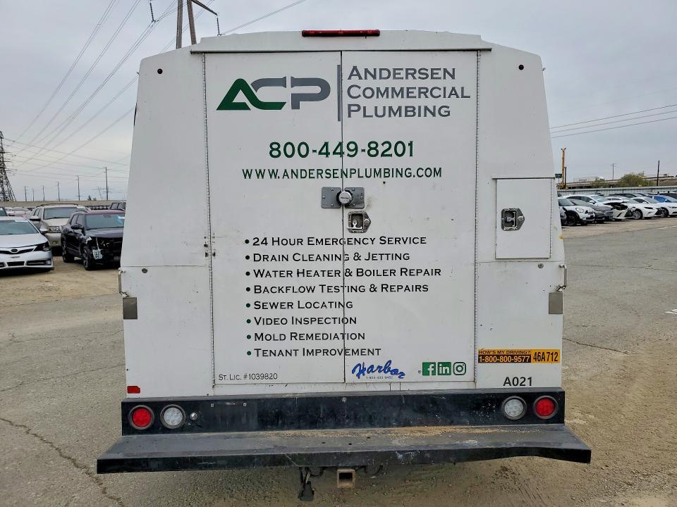 2022 Ford E350 Utility / Service Truck