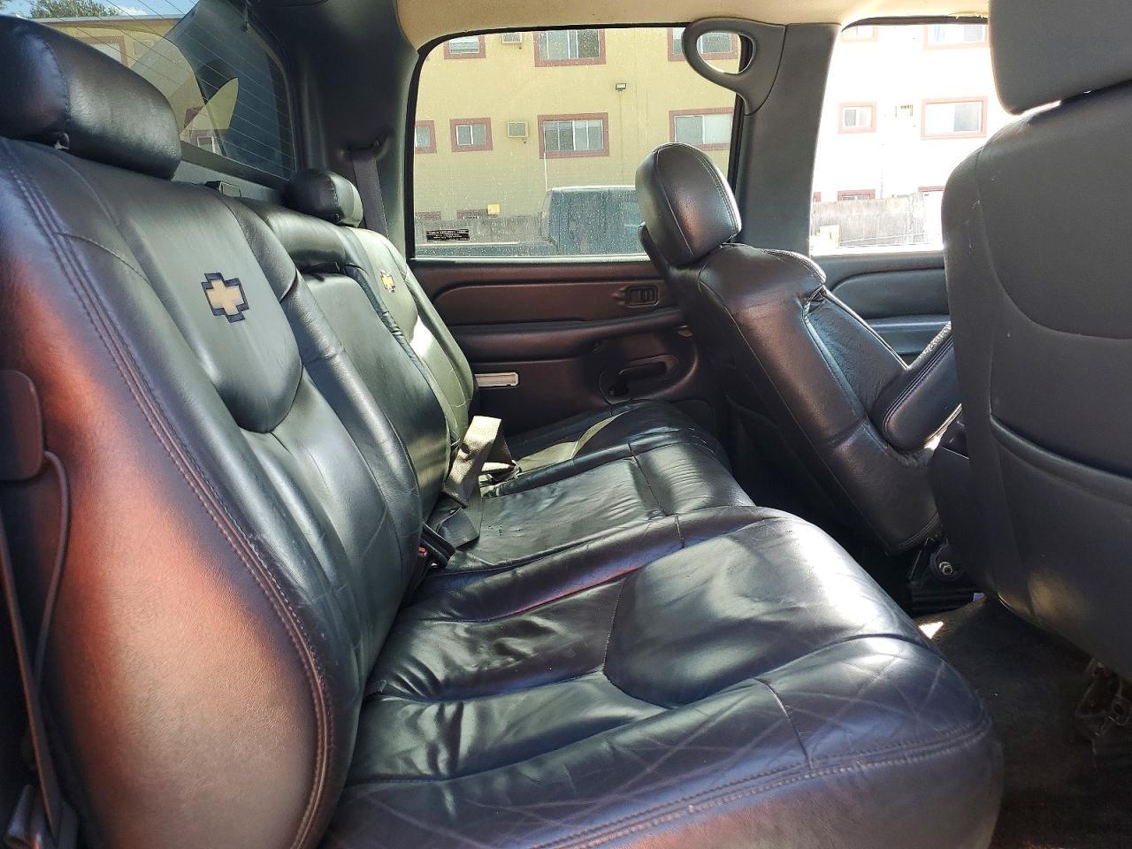2002 Chevrolet Avalanche C1500