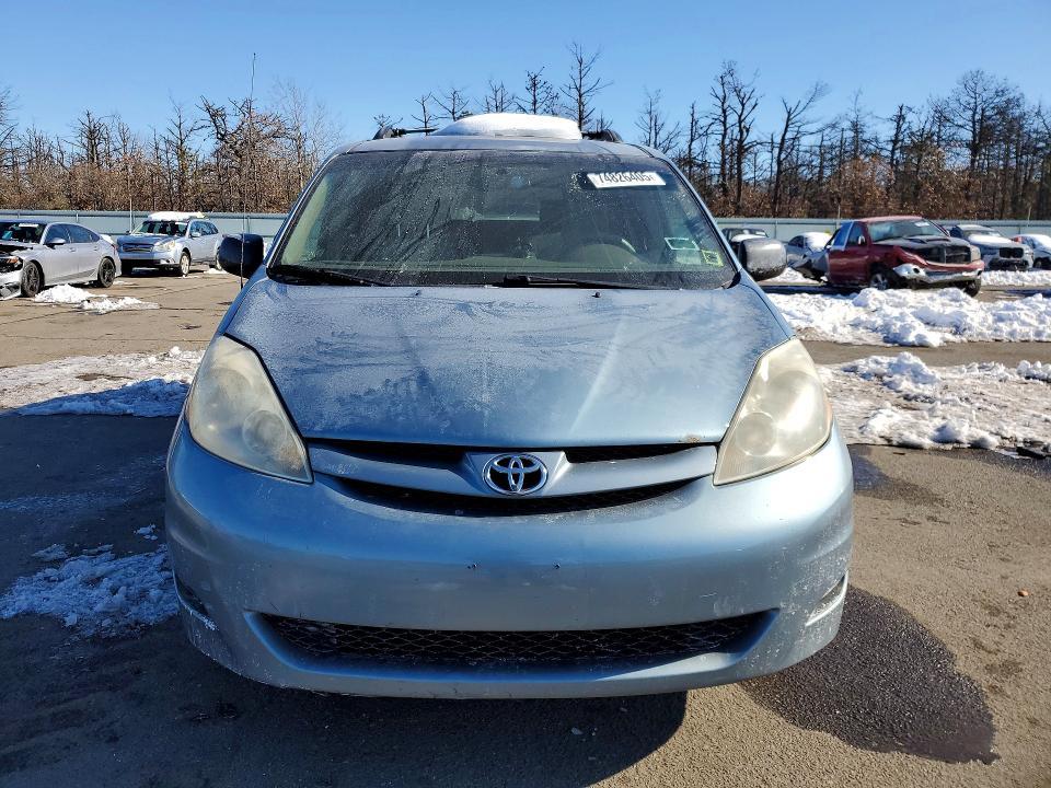 2007 Toyota Sienna ce