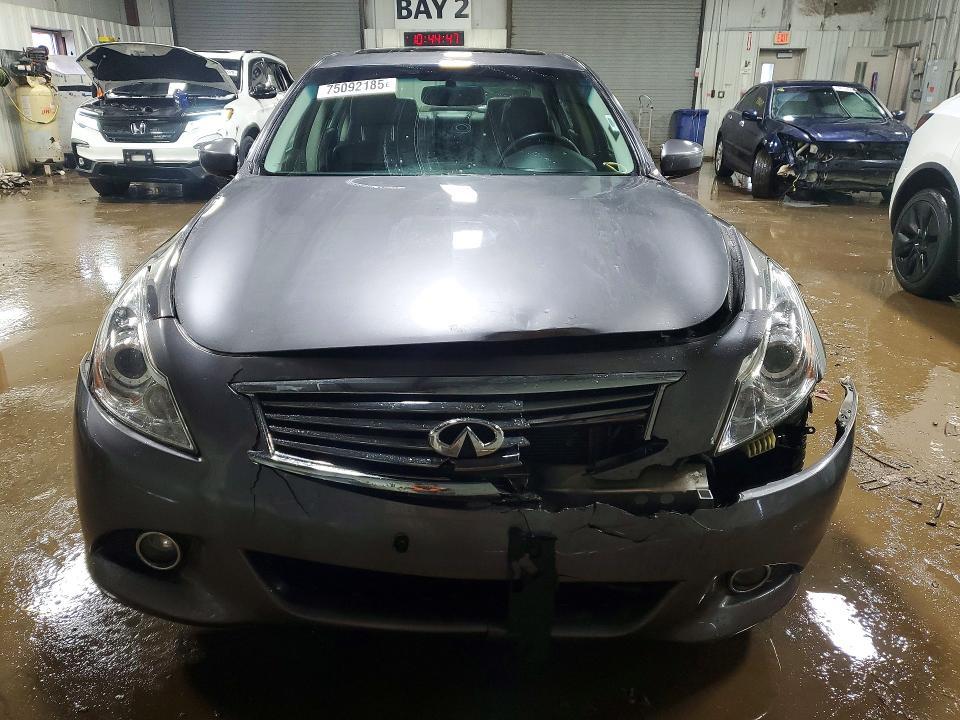 2013 Infiniti G37