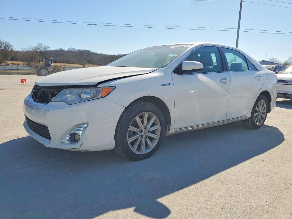 2014 Toyota Camry Hybrid