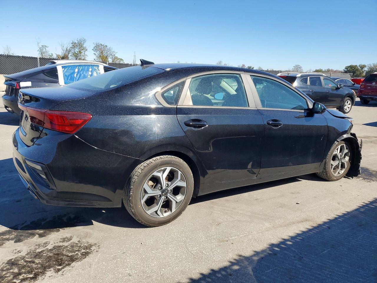 2021 KIA Forte fe