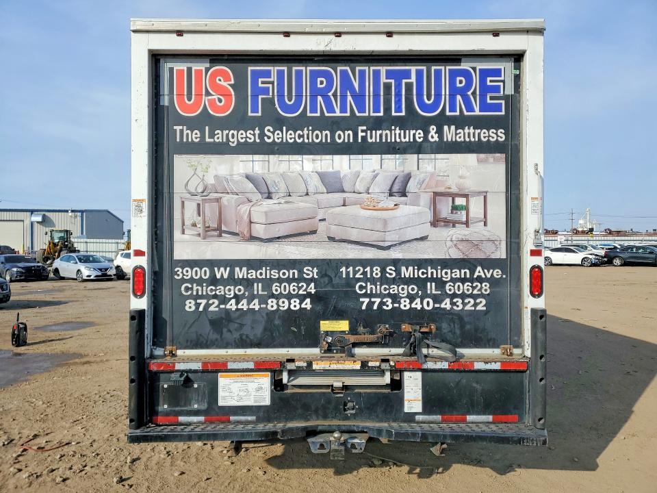 2018 Ford E350 box Truck