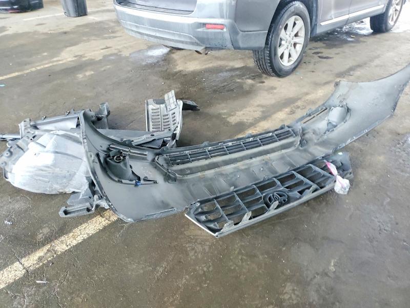 2013 Toyota Highlander Base
