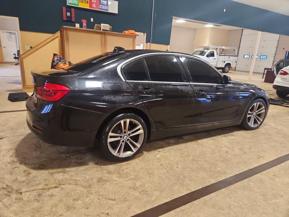 2018 BMW 330 xi