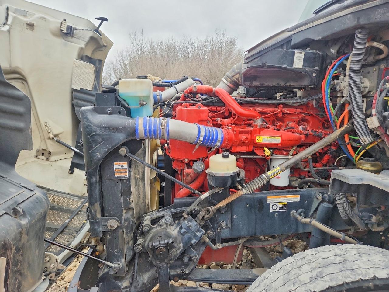 2017 Peterbilt 579 Semi Truck