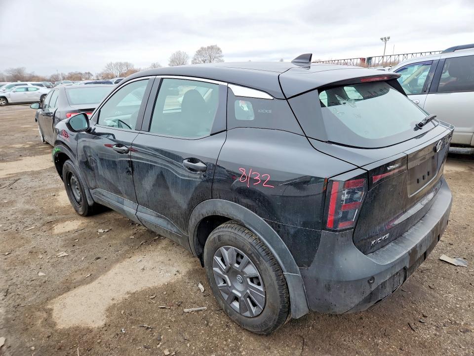2025 Nissan Kicks s