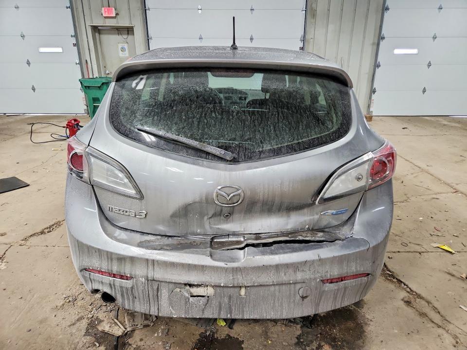 2013 Mazda 3 I