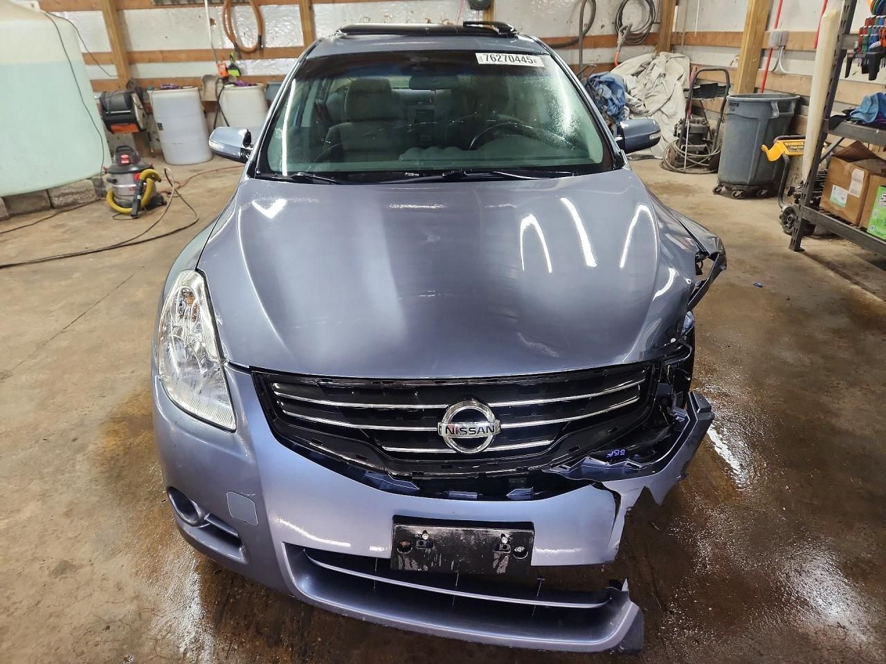 2010 Nissan Altima Base