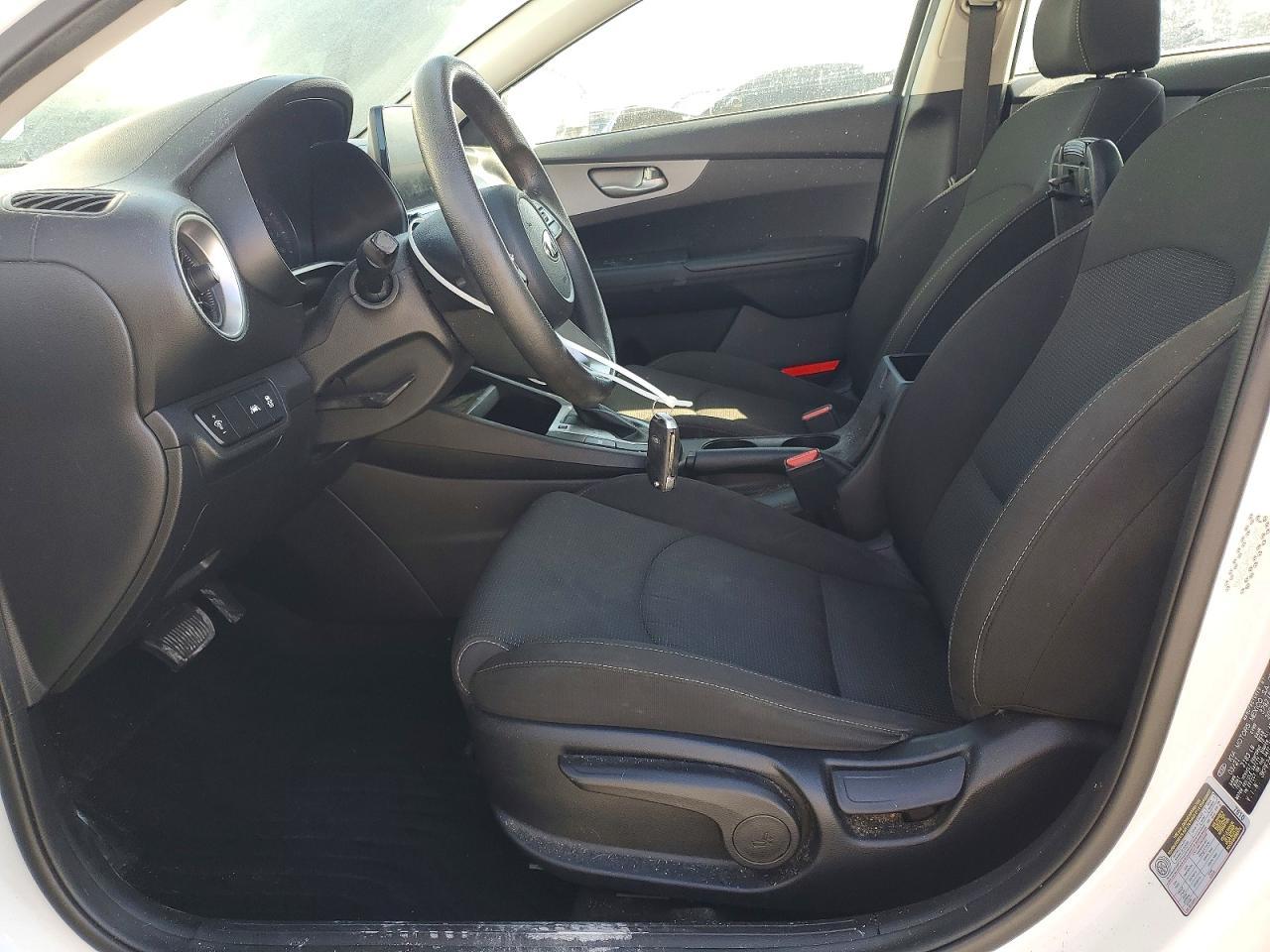 2021 KIA Forte fe