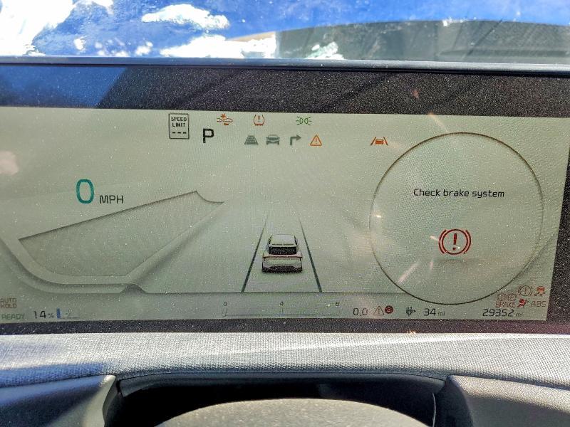 2023 KIA EV6 Light