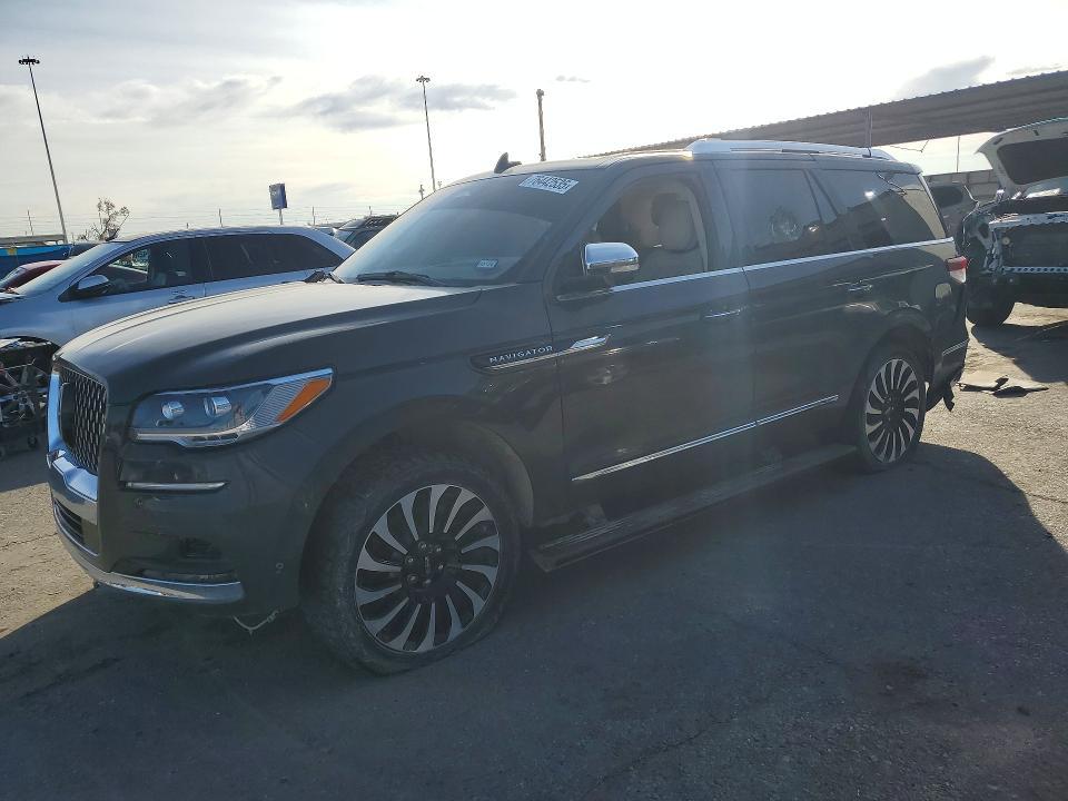 2023 Lincoln Navigator Black Label
